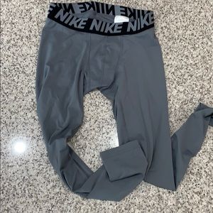 Nike dry fit compression leggings boys large